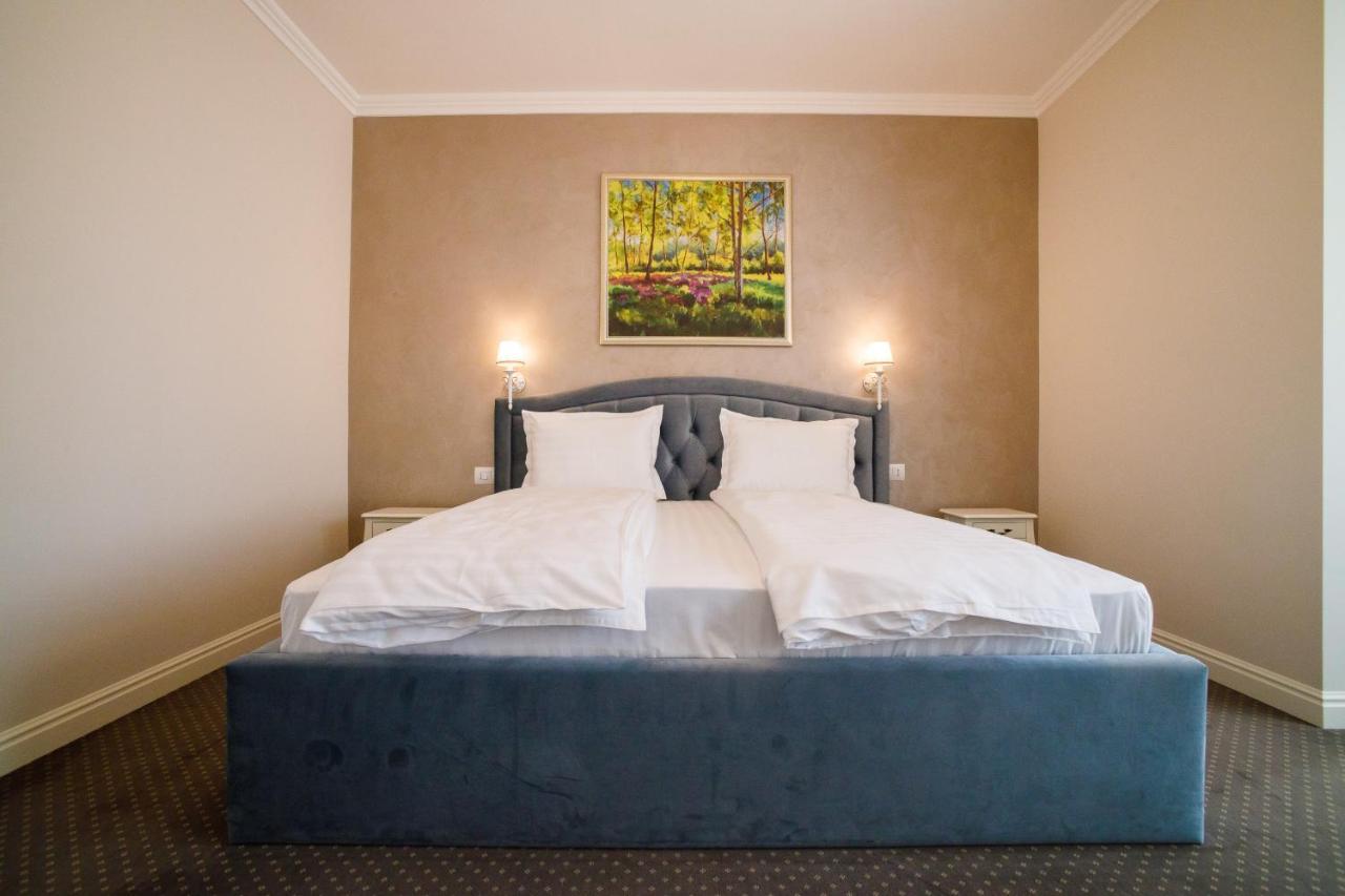 Pensiunea Casa Sturza Guest house 4*