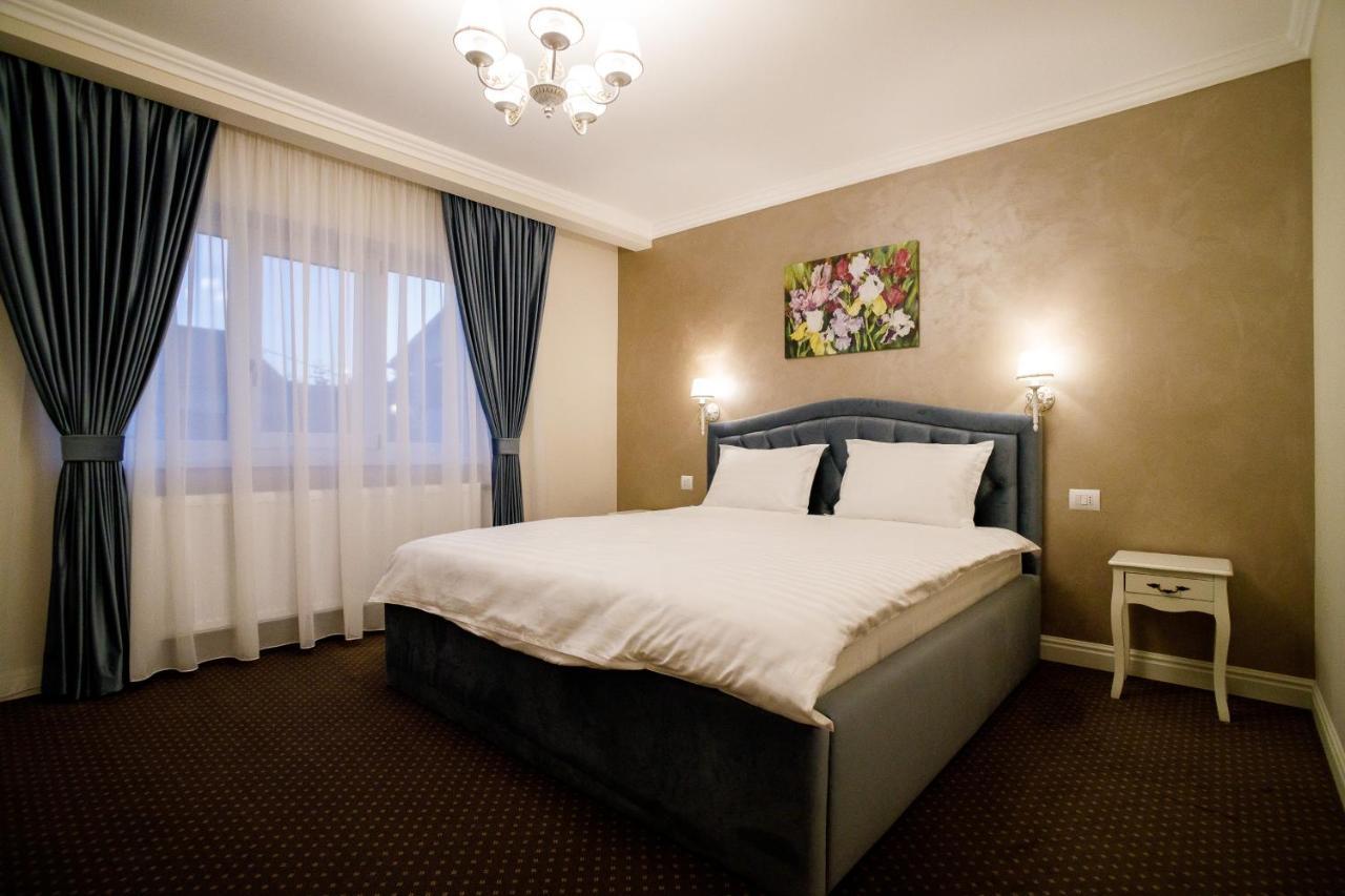 Pensiunea Casa Sturza 4* Bacău